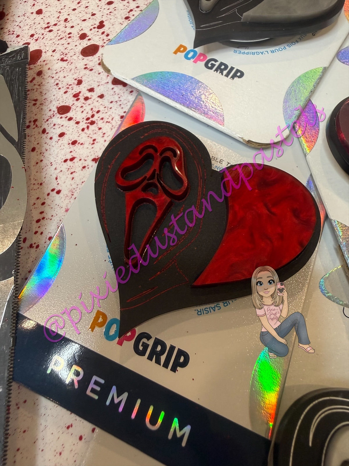🔪❤️ GHOSTFACE SAYS LOVE HURTS… ESPECIALLY IN A HORROR MOVIE. LETS SCREAM!!