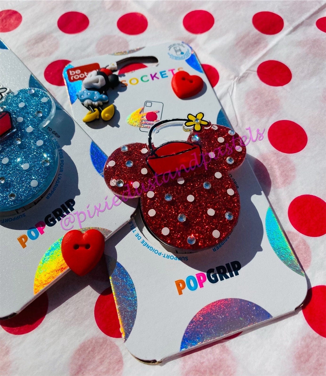 Polka Dots, Daisies, and Bows! Classic Minnie Badge Reel or Phone Grip for your phone! Mouse shape with Glitter and stones!