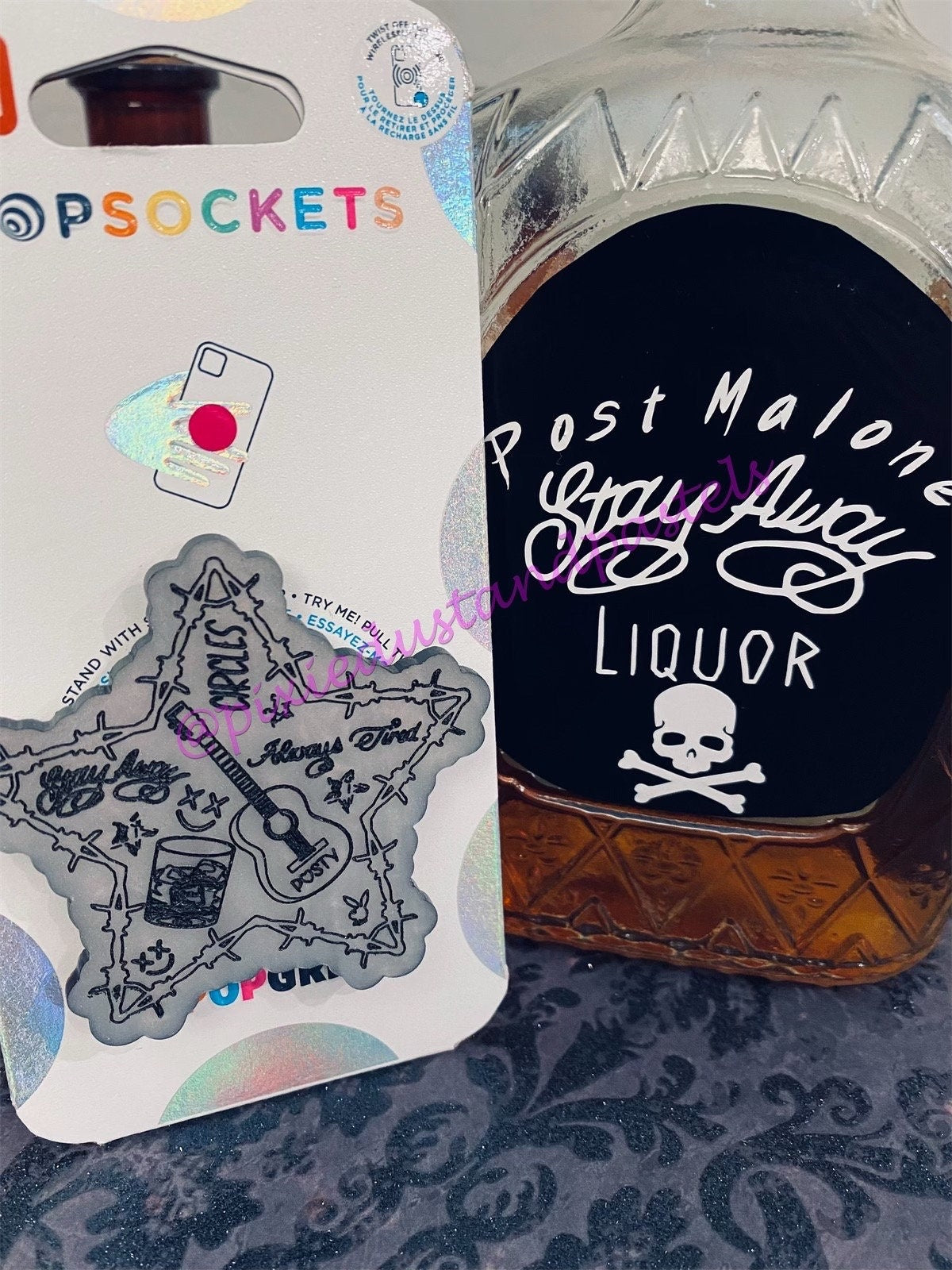 Stay Away Posty Phone Grip! Customizable Malone Barb Wire Star pop! Music Inspired Phone Grip or Badge Reel - Socket-