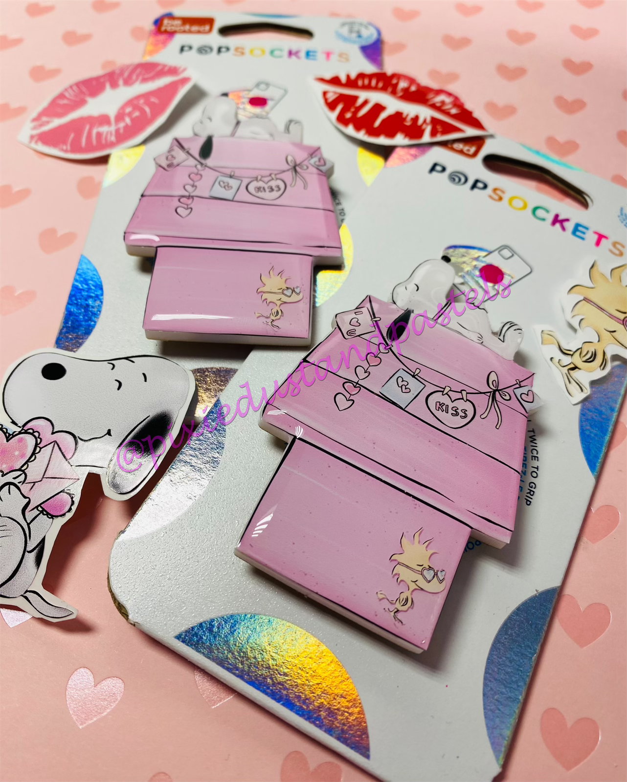 Snoopy’s Valentine Dog House!Valentine Beagle Phone Grip - Socket - Badge Reel or Pop!