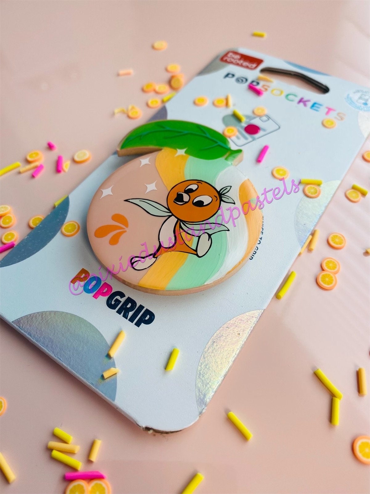 Summertime Vibes! Orange Bird Premium Hand Painted Phone Grip - Pastel WDW design - Pop Phone Socket